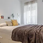 Joivy Lovely Flat For 2 On Quiet Street Near Centre